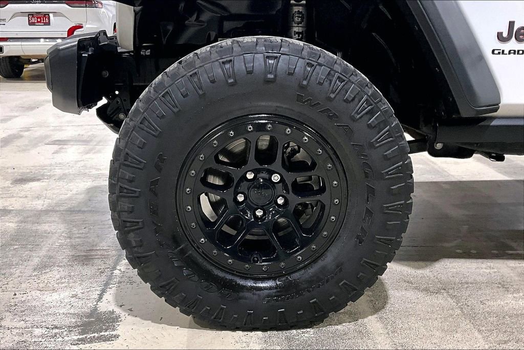 Used 2021 Jeep Gladiator Rubicon image 8