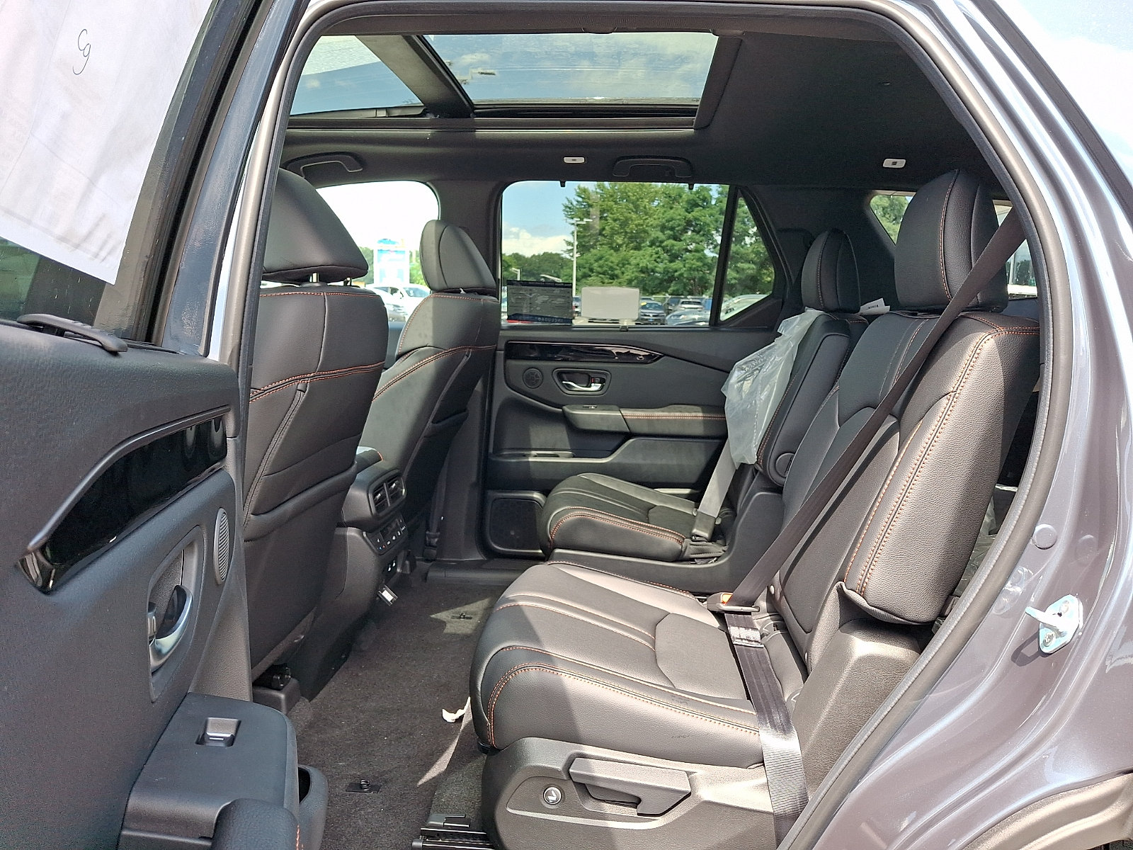 New 2026 Honda Pilot TrailSport image 5