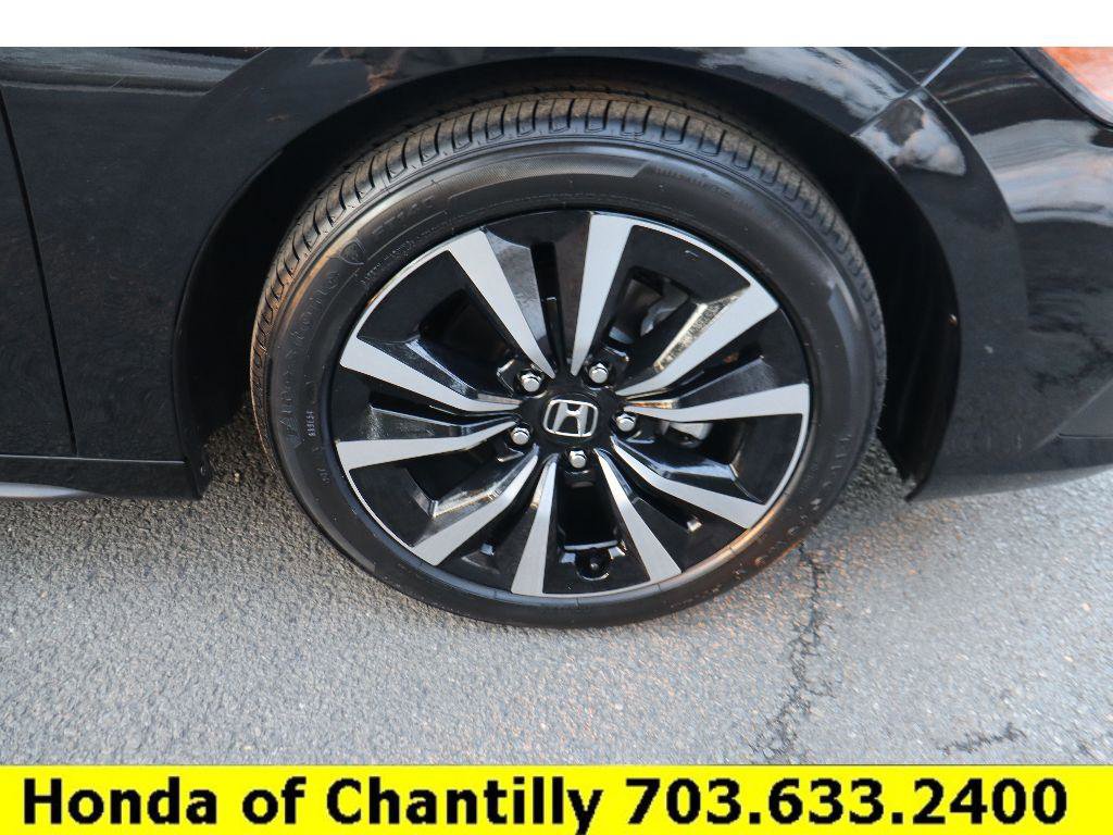 Certified 2024 Honda Civic EX-L image 31