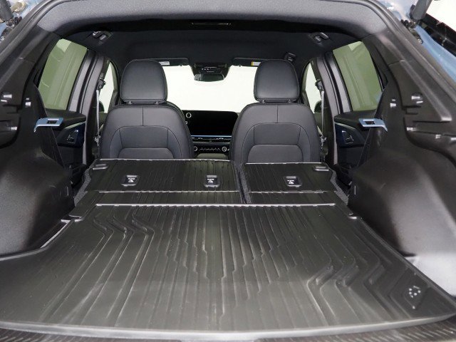 Used 2024 Chevrolet Equinox EV LT w/ LPO, Blackout Package image 46