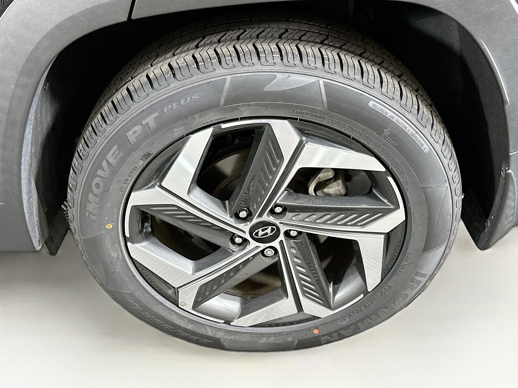 Used 2022 Hyundai Tucson Limited AWD/4WD image 11