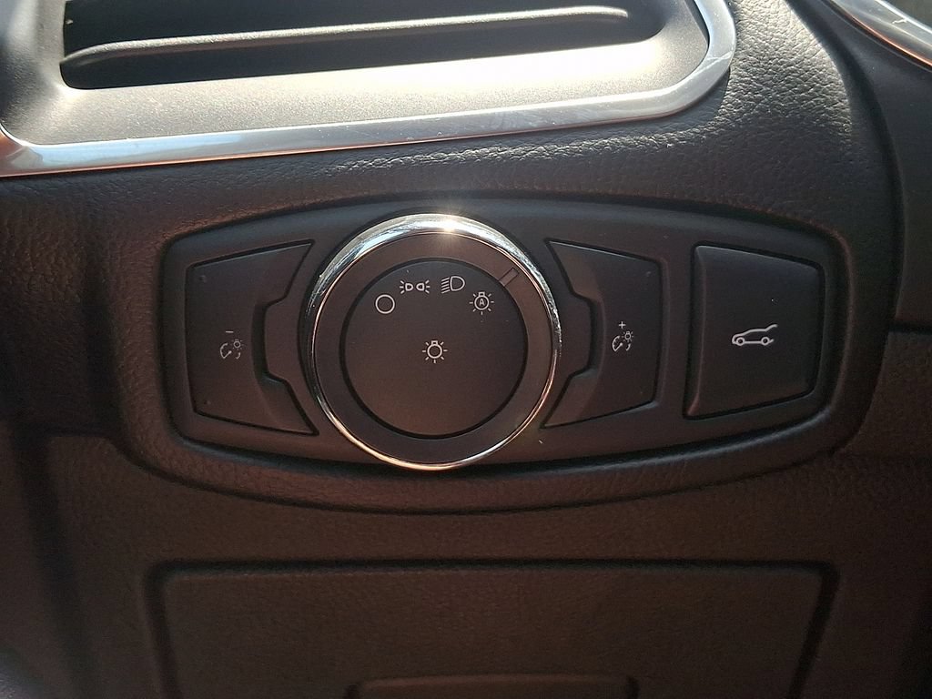 Used 2015 Ford Edge Sport w/ Equipment Group 401A AWD/4WD image 25
