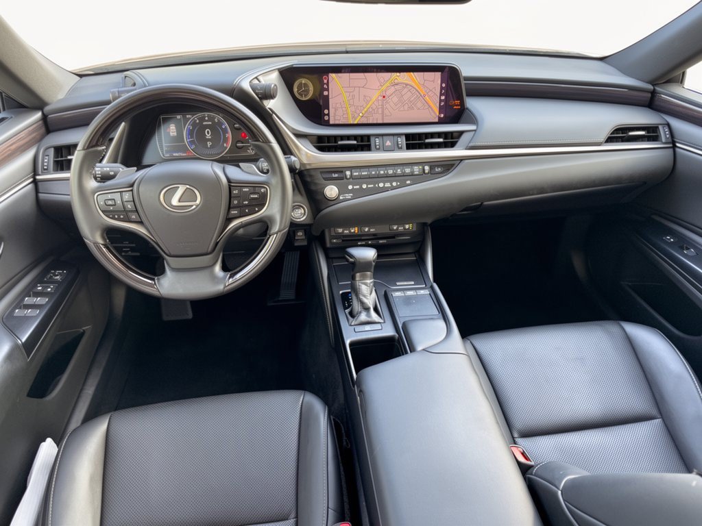 Used 2021 Lexus ES 250 w/ Premium Package AWD/4WD image 17