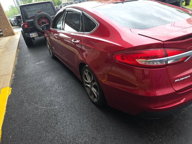 Used 2019 Ford Fusion Titanium FWD image 11