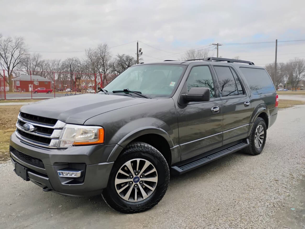 Used 2016 Ford Expedition EL XLT image 16