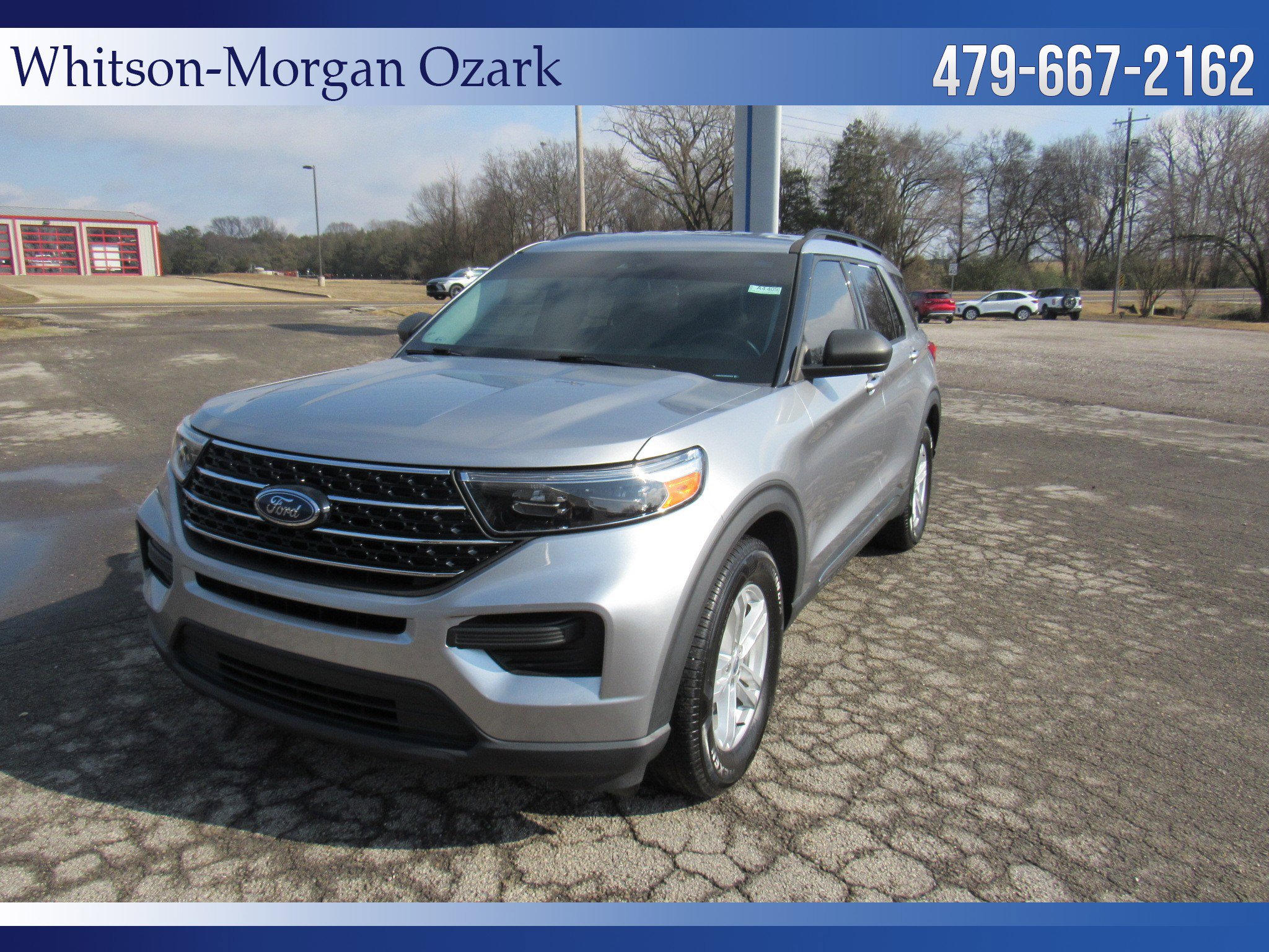 Used 2021 Ford Explorer XLT image 2