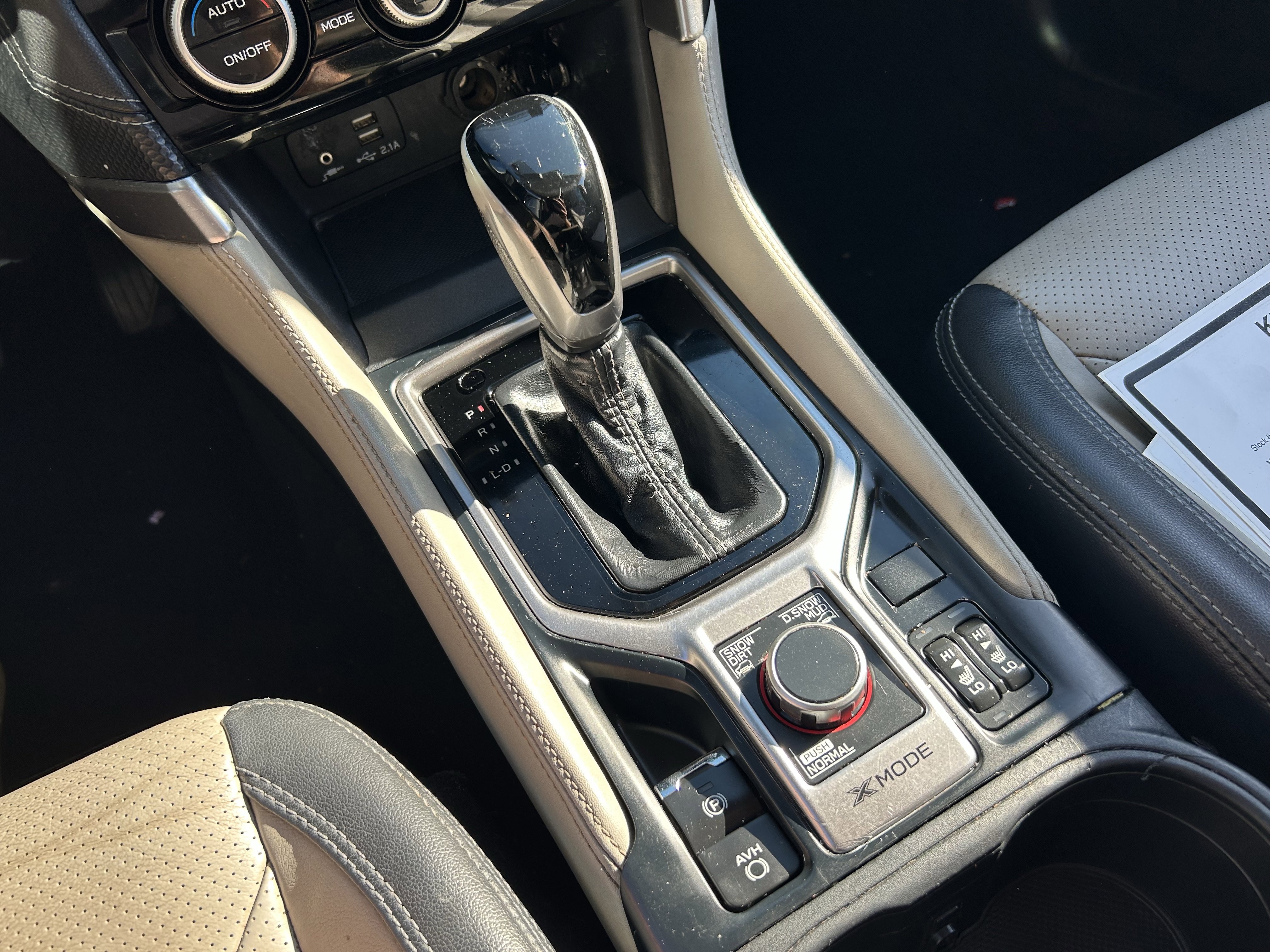 Used 2020 Subaru Forester Limited w/ Popular Package #3 AWD/4WD image 16