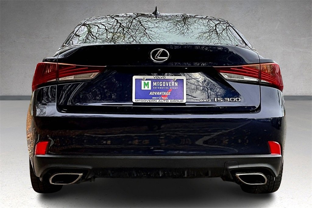 Used 2018 Lexus IS 300 AWD image 5