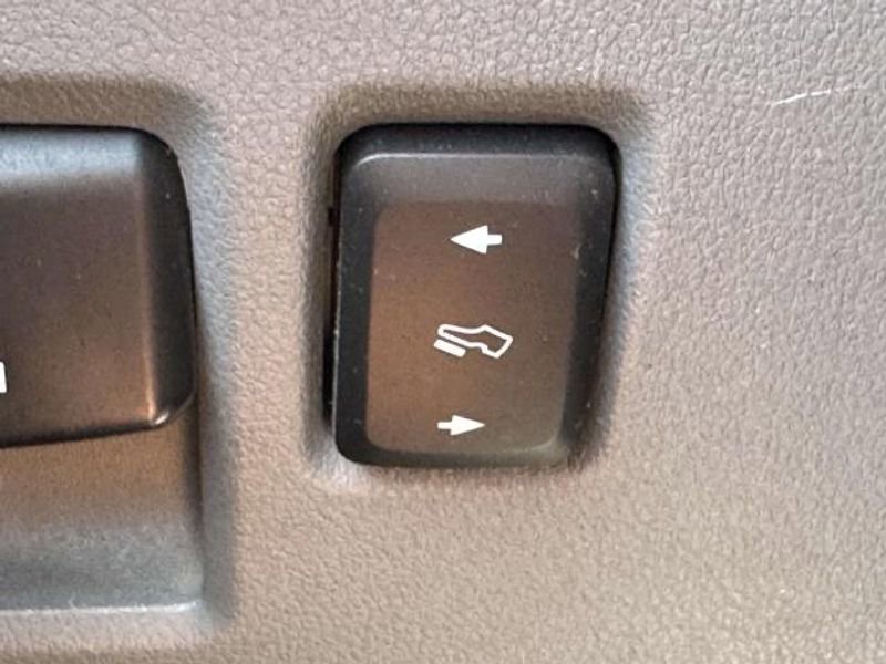 Used 2022 Ford F150 XLT w/ Equipment Group 301A Mid image 19