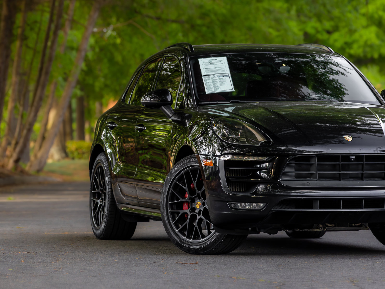 Used 2017 Porsche Macan GTS AWD/4WD image 27