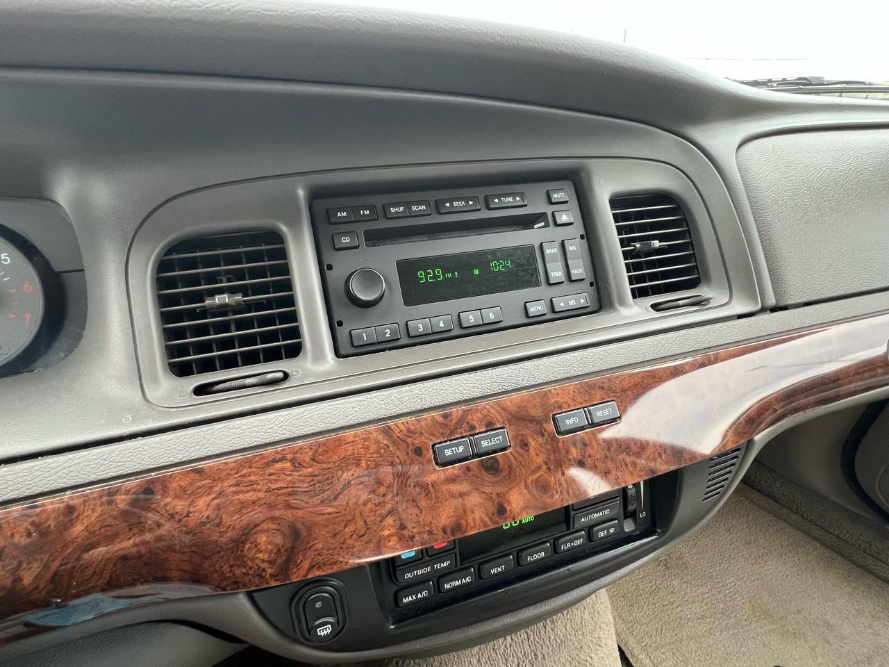 Used 2009 Mercury Grand Marquis LS RWD image 57