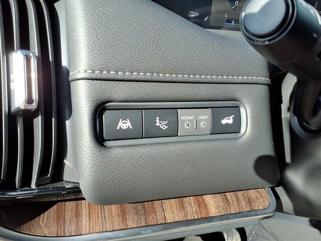 New 2026 Nissan Armada Platinum w/ Convenience Package image 19