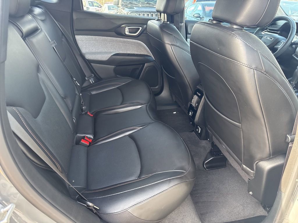 Used 2023 Jeep Compass Latitude AWD/4WD image 45