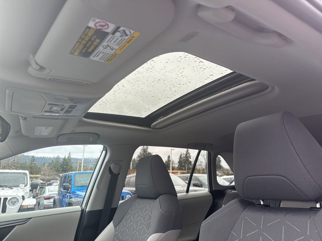 Used 2024 Toyota RAV4 XLE w/ Convenience Package image 13