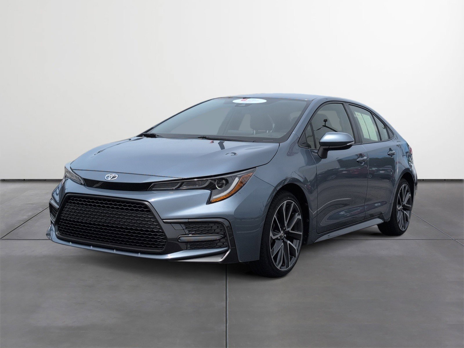 Certified 2020 Toyota Corolla SE FWD image 2