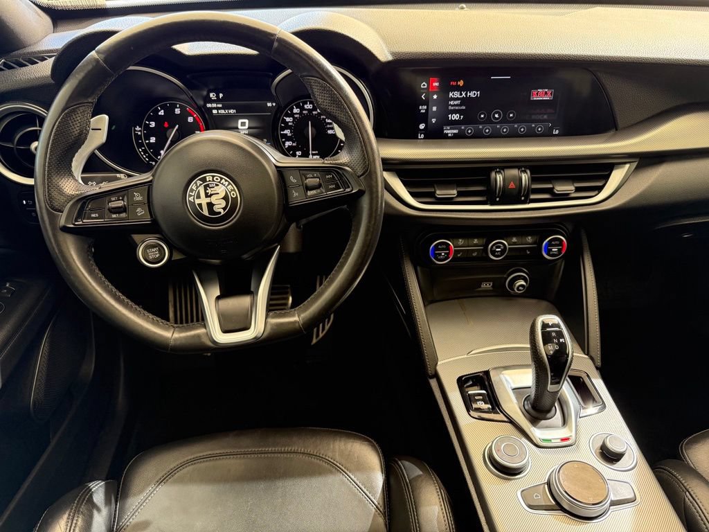 Used 2021 Alfa Romeo Stelvio Ti Sport AWD/4WD image 28