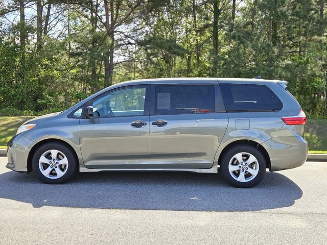 Used 2020 Toyota Sienna L image 7