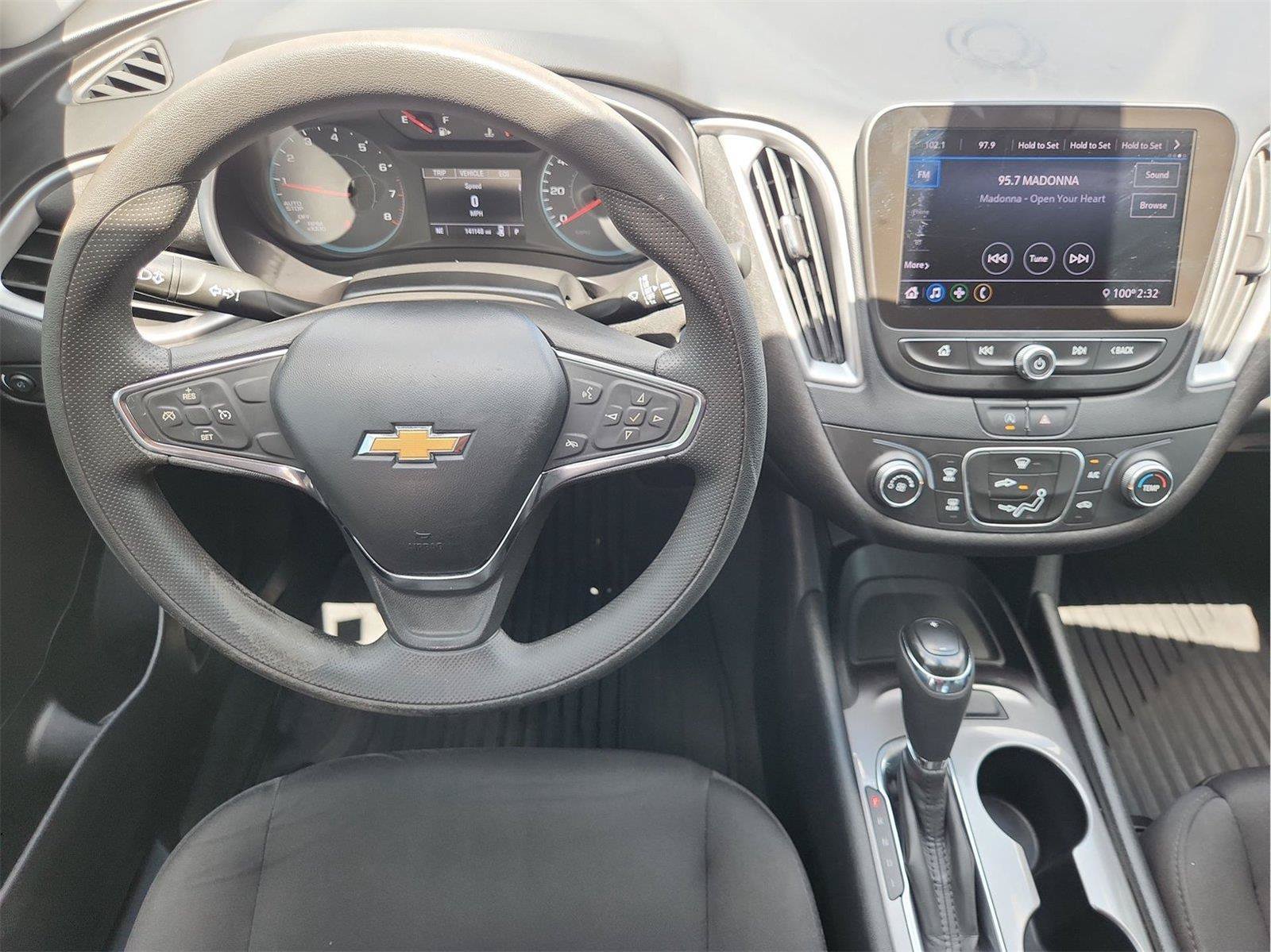 Used 2020 Chevrolet Malibu LS w/ LPO, Convenience Package 2 FWD image 11