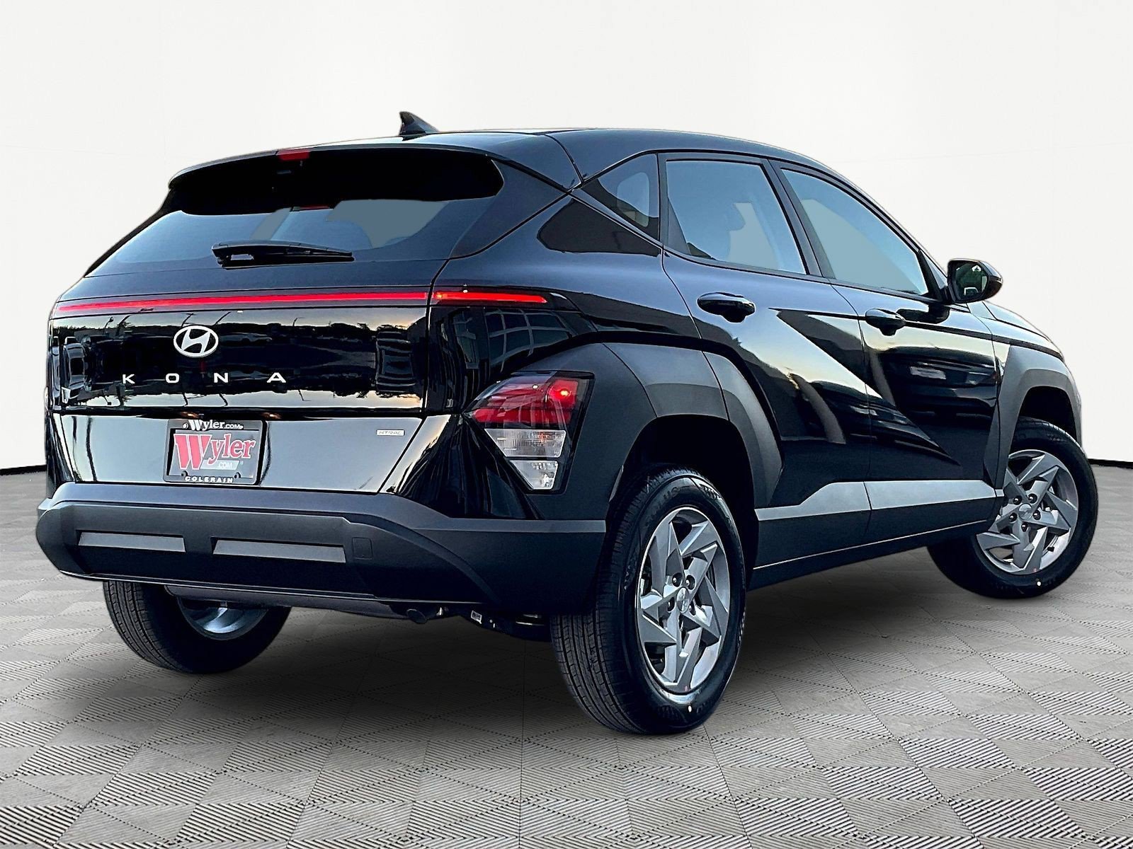 New 2027 Hyundai Kona SE AWD/4WD image 7