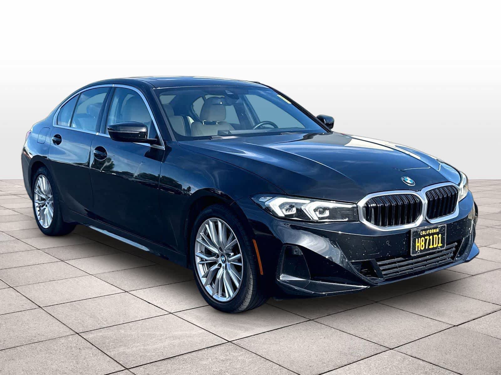 Used 2024 BMW 330i Sedan w/ Convenience Package RWD image 3
