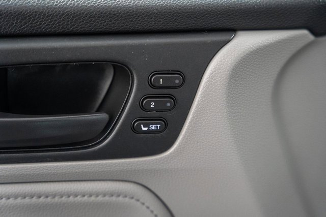 Used 2019 Honda Odyssey Touring image 37