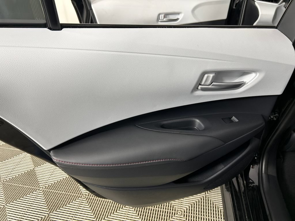 Used 2025 Toyota Corolla SE FWD image 16