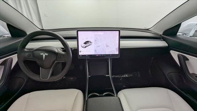 Used 2018 Tesla Model 3 Long Range AWD/4WD image 23