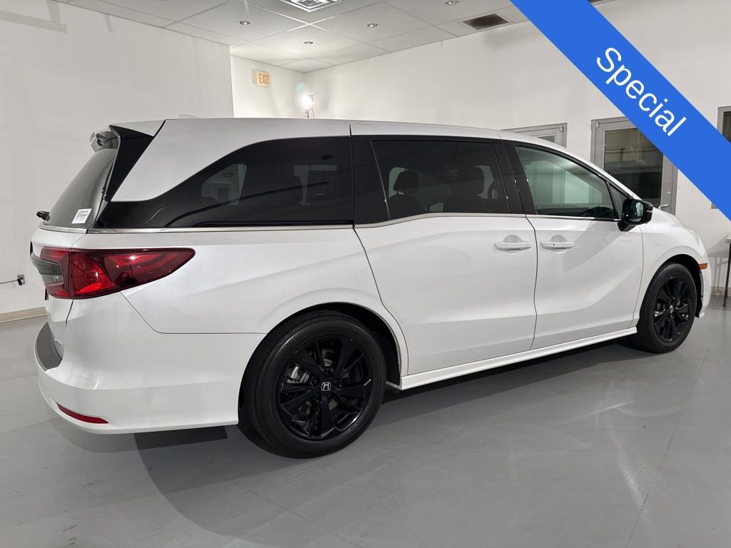 Used 2023 Honda Odyssey Sport image 14