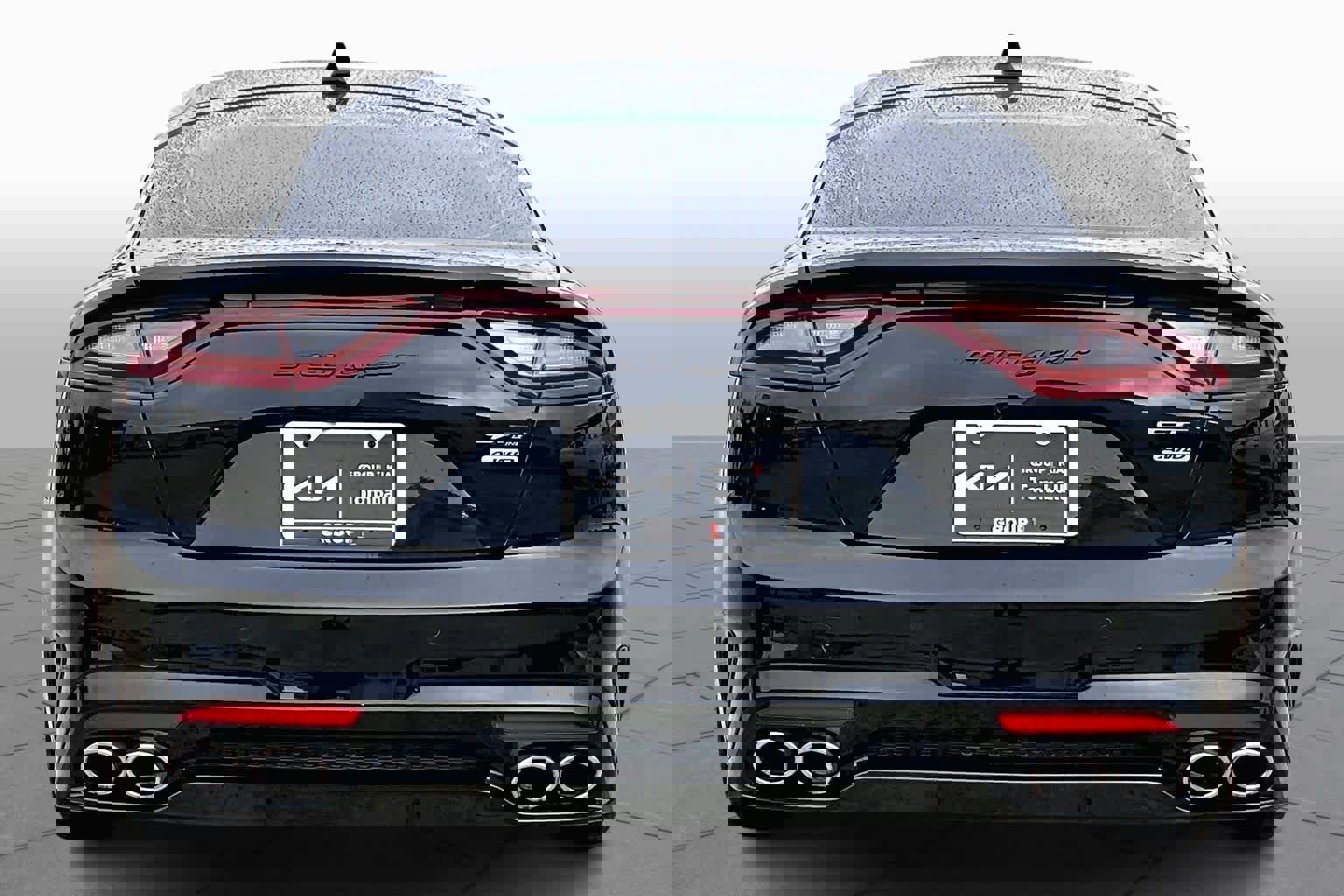 Used 2020 Kia Stinger GT-Line image 4