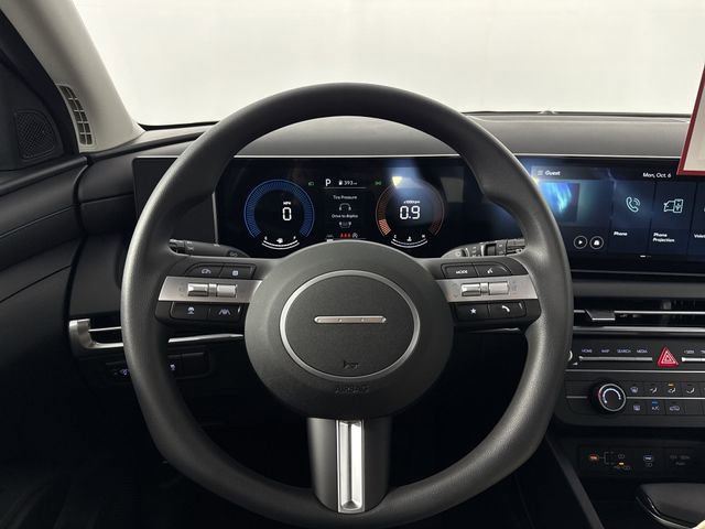 New 2026 Hyundai Tucson SE image 19