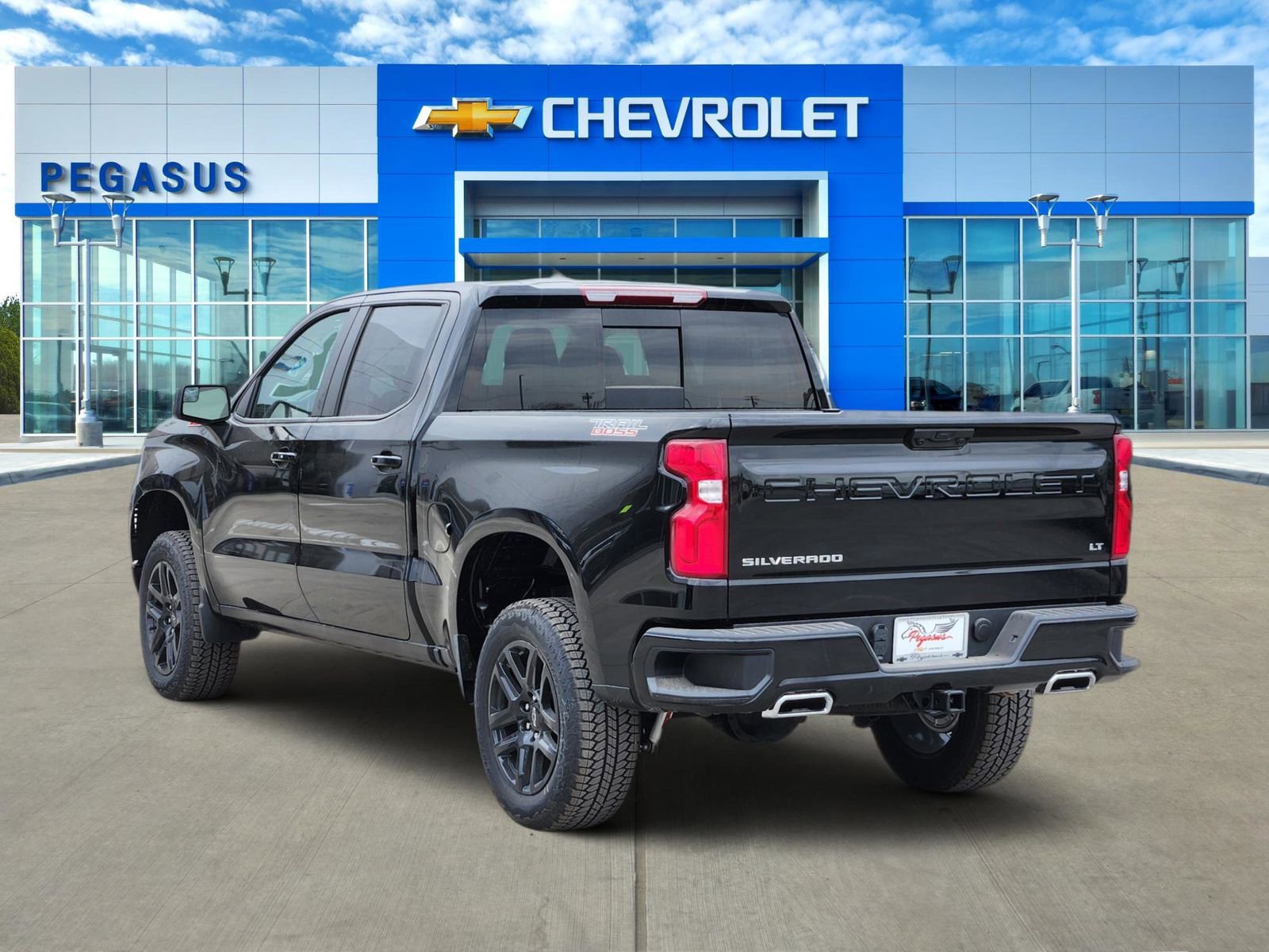 New 2026 Chevrolet Silverado 1500 LT Trail Boss w/ Convenience Package II image 5