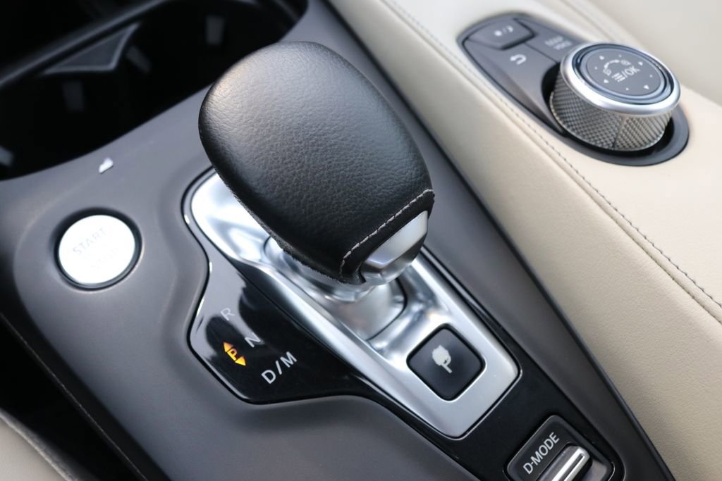 Certified 2020 INFINITI QX50 Luxe w/ Navigation Package image 46