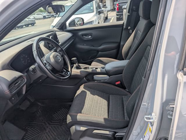 Used 2025 Honda HR-V Sport image 13