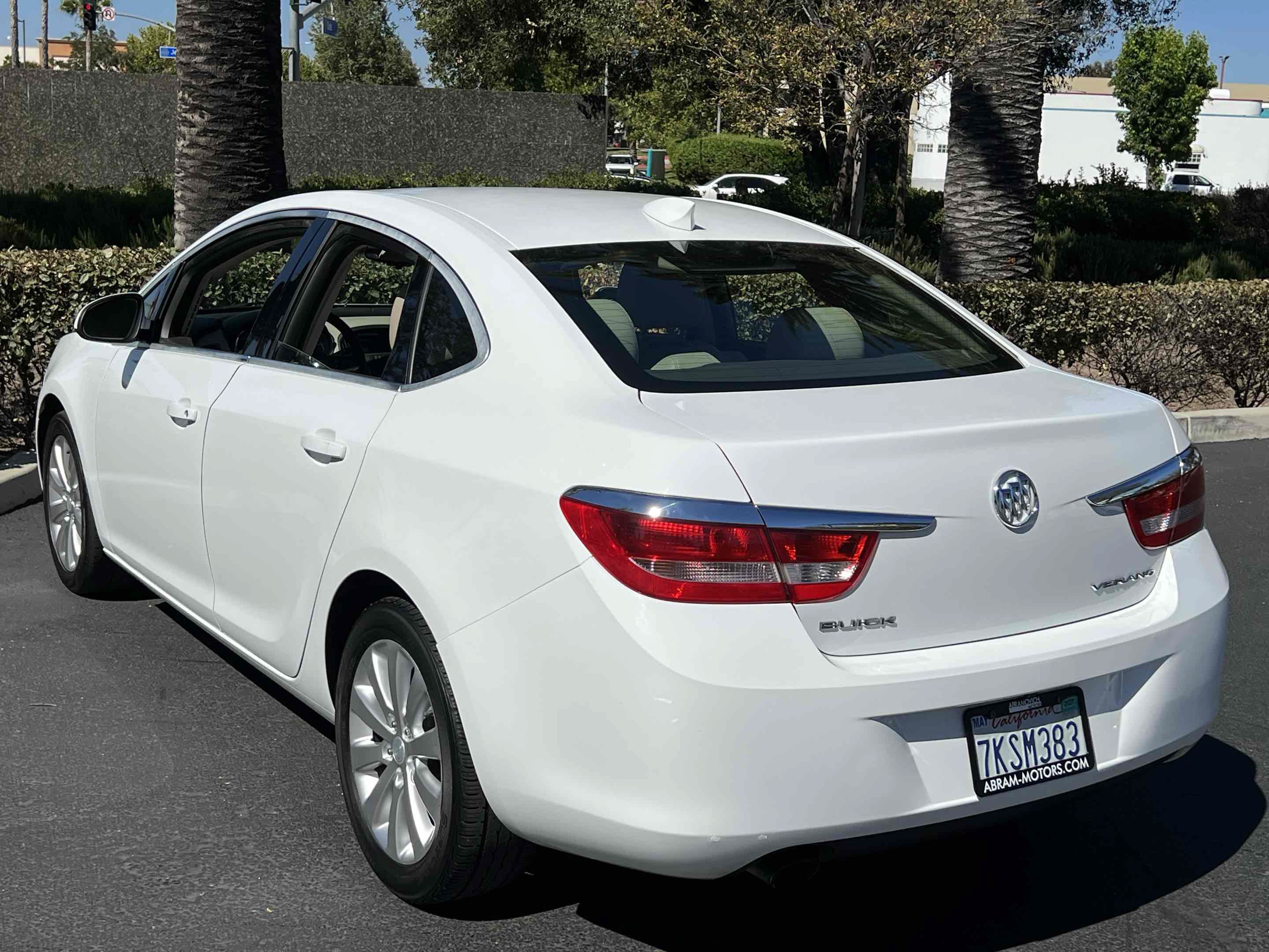 Used 2015 Buick Verano FWD image 2