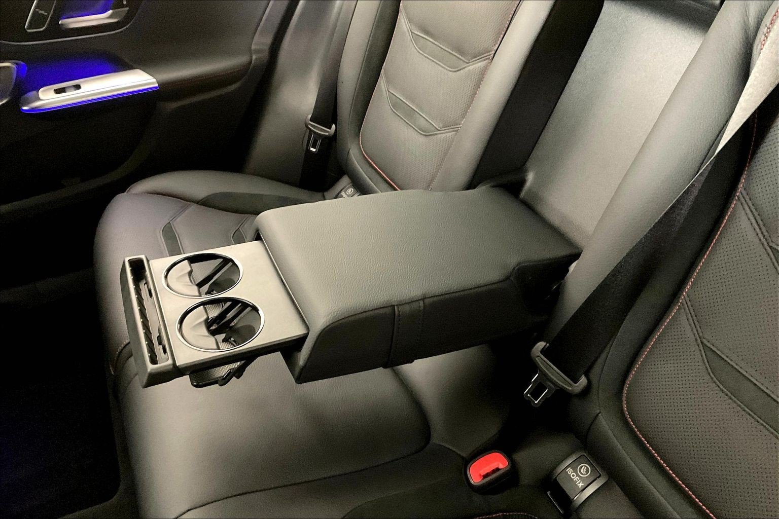 Certified 2025 Mercedes-Benz GLC 43 AMG 4MATIC image 36