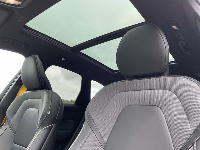 New 2026 Volvo XC60 T8 Polestar AWD/4WD image 16