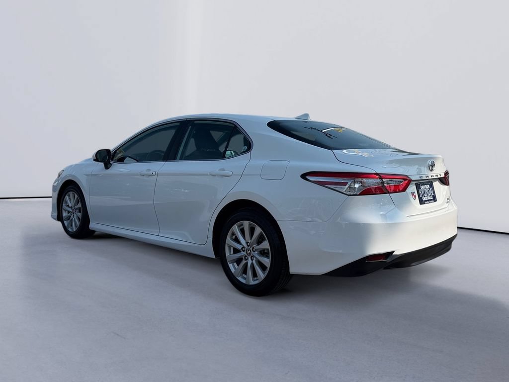 Used 2020 Toyota Camry LE AWD/4WD image 5