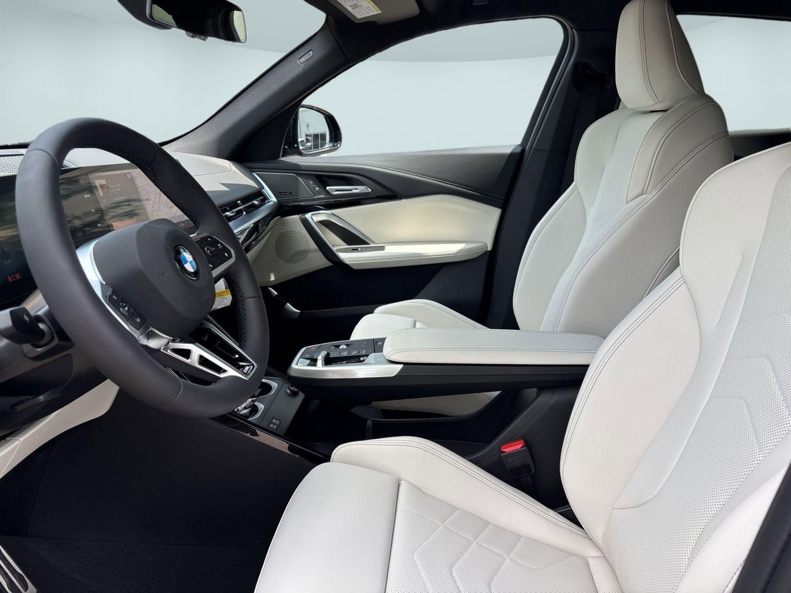 New 2026 BMW X2 xDrive28i w/ Technology Package AWD/4WD image 21
