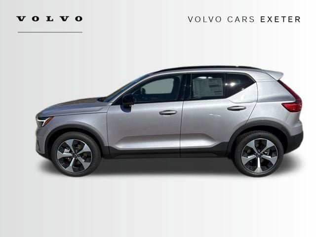 New 2026 Volvo XC40 B5 Plus w/ Protection Package Premier AWD/4WD image 3