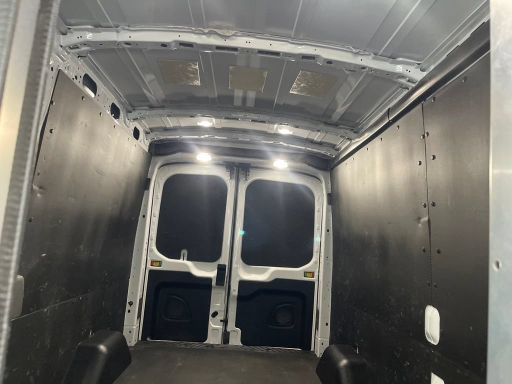 Used 2024 Ford Transit 250 148 Medium Roof Extended AWD w/ Load Area Protection Package image 19