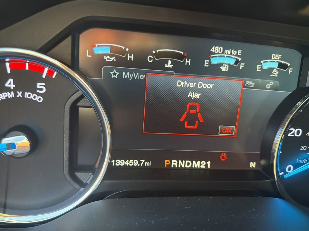 Used 2017 Ford F250 Lariat w/ Lariat Value Package image 13