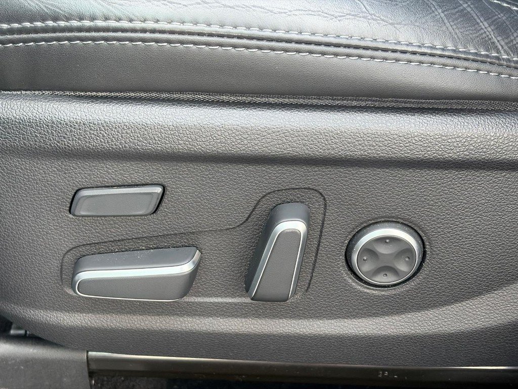 Used 2021 Hyundai Santa Fe Calligraphy AWD/4WD image 20