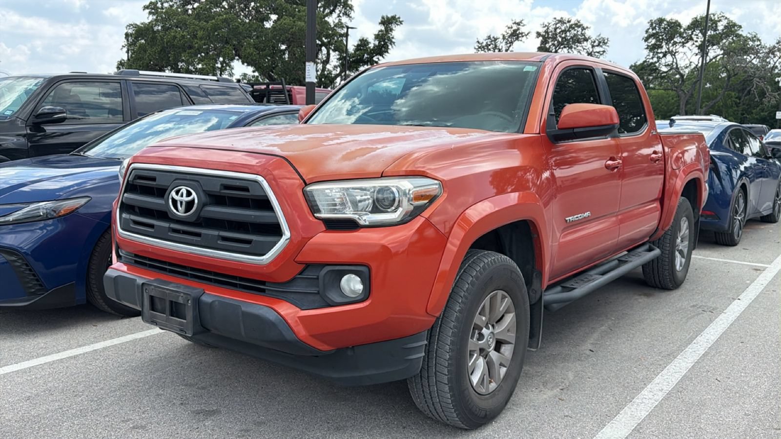 Used 2017 Toyota Tacoma SR5 w/ Tow Package AWD/4WD image 12
