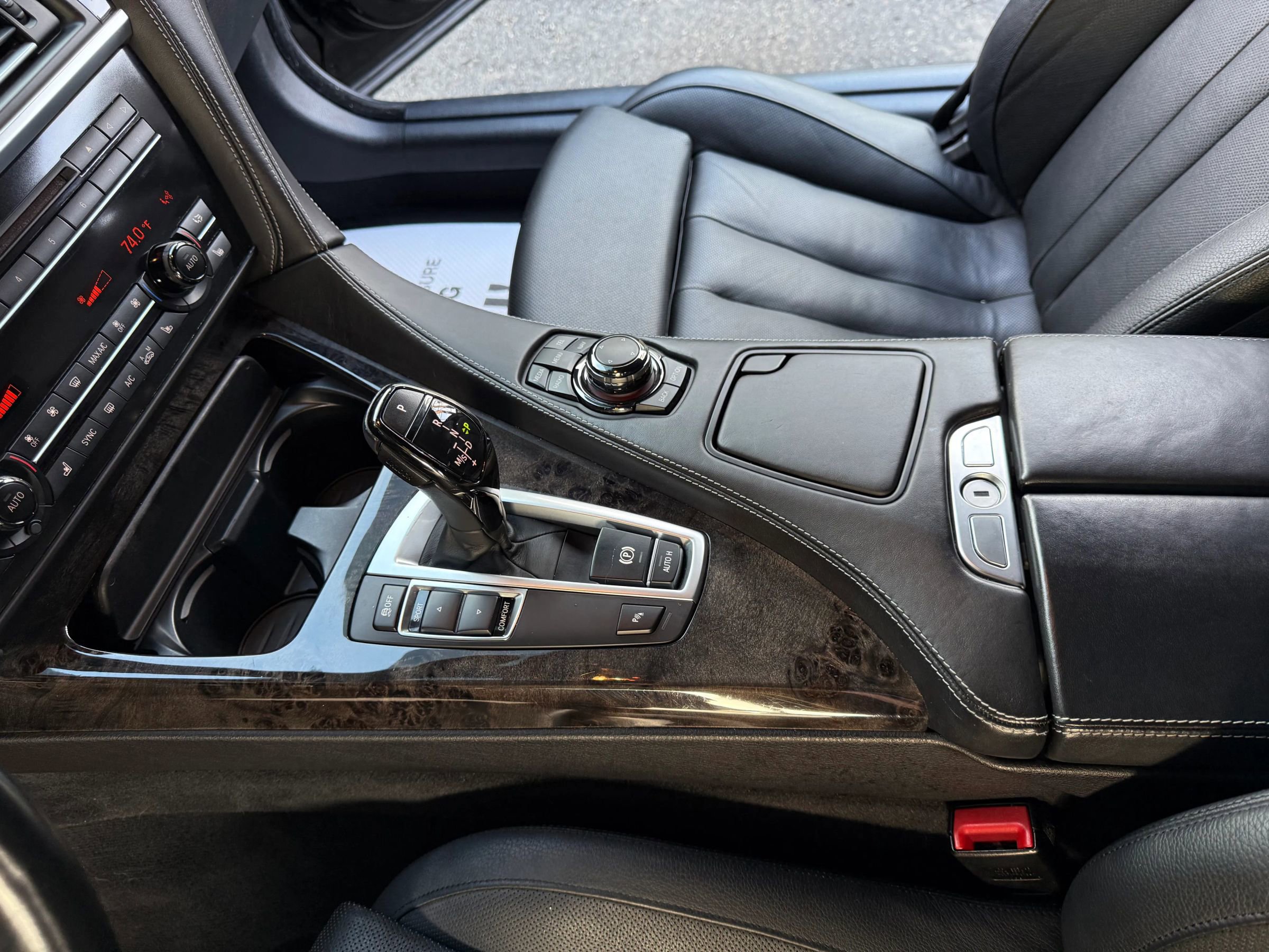 Used 2014 BMW 640i Coupe image 12