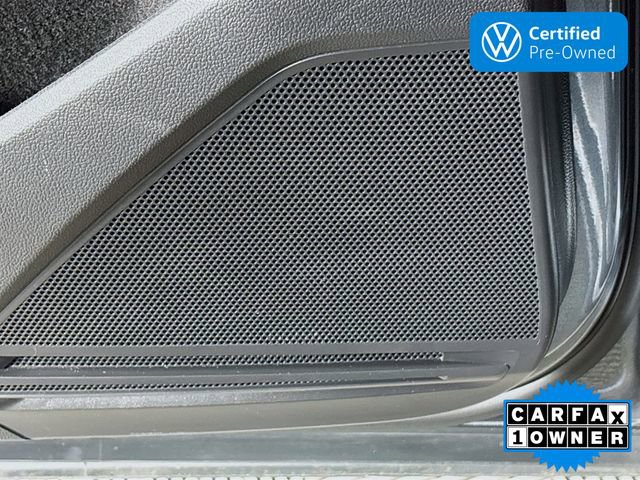 Certified 2022 Volkswagen Tiguan SE w/ Panoramic Sunroof Package image 26