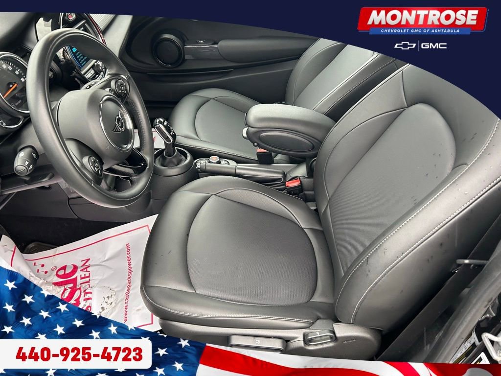 Used 2020 MINI Cooper 2-Door Hardtop image 11