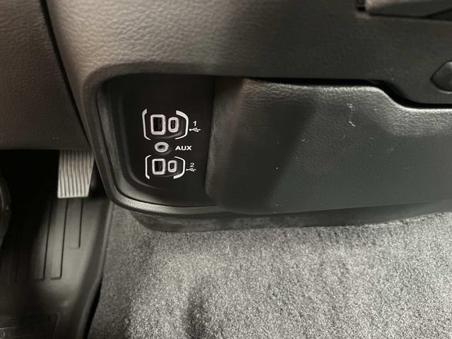 Used 2025 RAM 1500 Tradesman w/ Night Edition AWD/4WD image 30