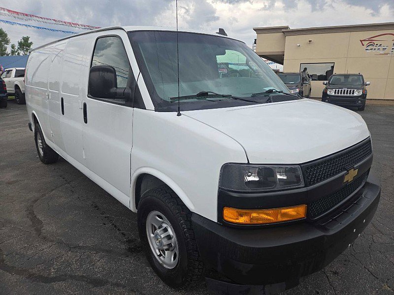 Used 2021 Chevrolet Express 2500 Extended image 7