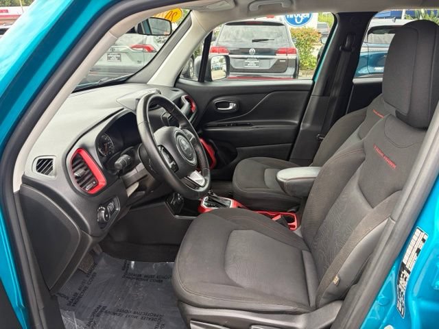 Used 2020 Jeep Renegade Trailhawk w/ Cold Weather Group AWD/4WD image 13