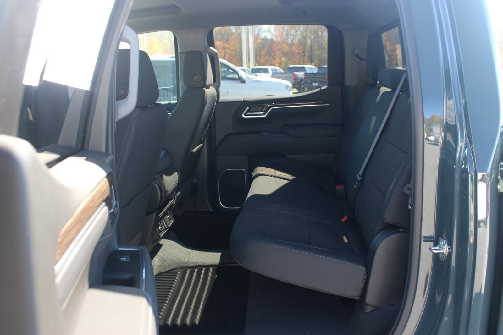 New 2026 Chevrolet Silverado 1500 LT w/ All Star Edition Plus image 12